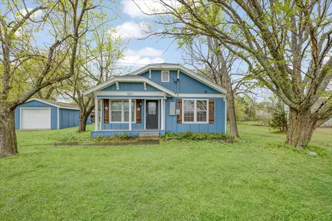 501 N Neal St, Commerce, TX 75428