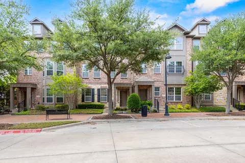 3931 Asbury Ln, Addison, TX 75001