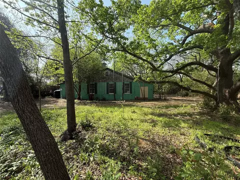7132 Craig St, Fort Worth, TX 76112
