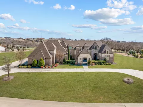 7933 Bella Flora Dr, Fort Worth, TX 76126