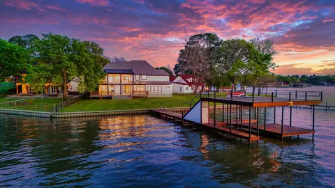 154 Sunset Dr, Gun Barrel City, TX 75156