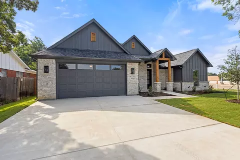 4713 South Dr, Fort Worth, TX 76109