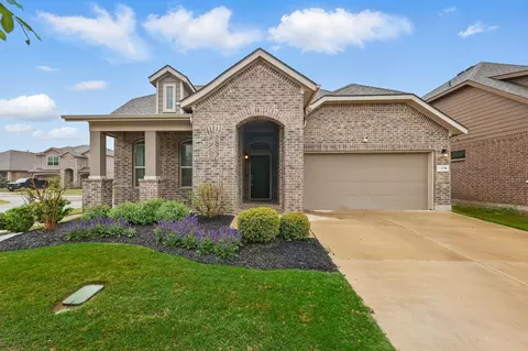 1016 Meadows Dr, Argyle, TX 76226