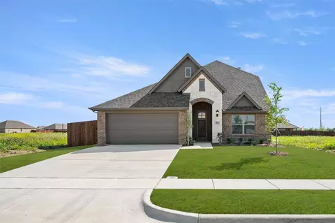 104 Trinity, Grandview, TX 76050