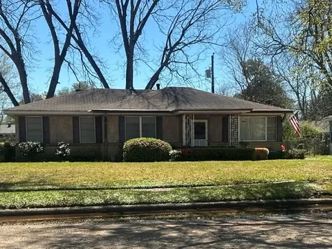 251 Stuart Ave, Shreveport, LA 71105