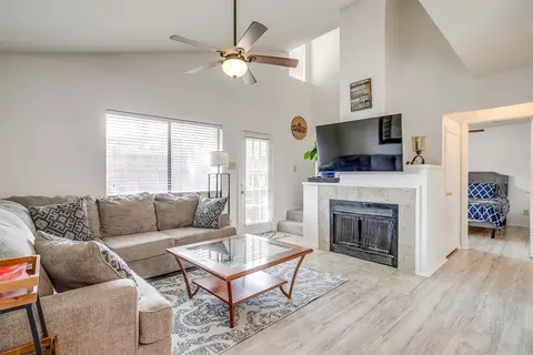 5716 Cedar Creek Dr #5716, Benbrook, TX 76109
