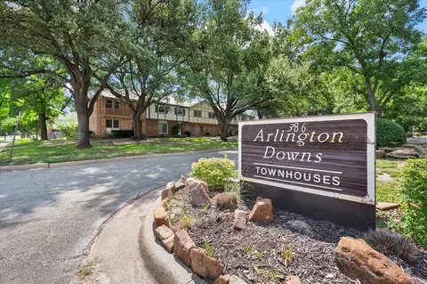 302 Westview Ter, Arlington, TX 76013