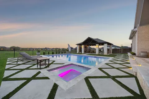 7029 Salmon Springs Dr, Argyle, TX 76226