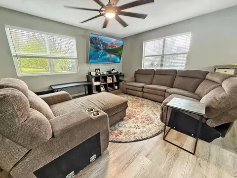 Living - 101 Wright St, Barry, TX 75102 photo 1 of 1
