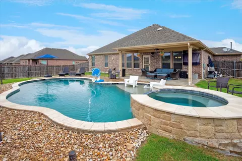 3039 Maverick Dr, Heath, TX 75126