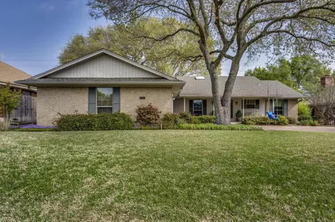 1211 High Ridge Dr, Duncanville, TX 75137
