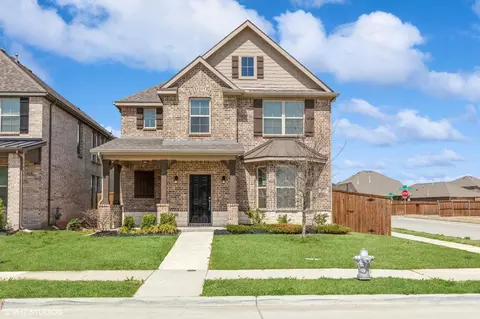 1153 Milfoil Dr, Justin, TX 76247