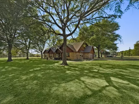 1070 Eubanks Rd, Combine, TX 75159