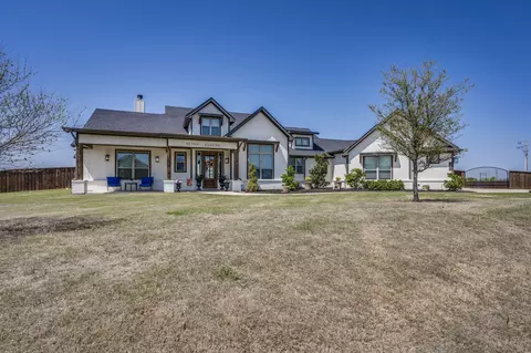 711 Turtle Dove Ct, Waxahachie, TX 75167