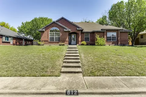 612 Inglewood Trl, Desoto, TX 75115
