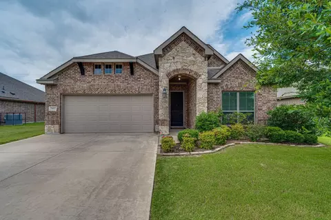 3802 Hyde Park Dr, Midlothian, TX 76065