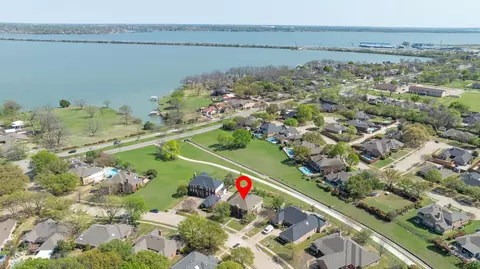 View/Area - 8418 Bridgewater Dr, Rowlett, TX 75088 photo 2 of 5