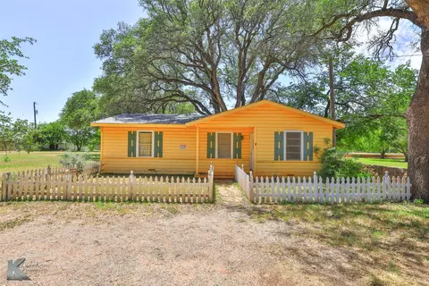 226 William St, Buffalo Gap, TX 79508