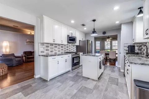 Kitchen - 6606 Buckeye Dr, Rowlett, TX 75089 photo 4 of 4