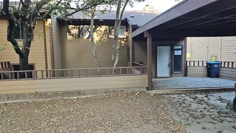 746 Haven Ln, Fort Worth, TX 76112