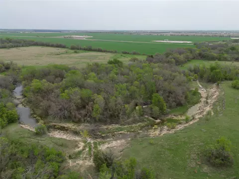 tbd 121ac Fm 1173, Krum, TX 76249