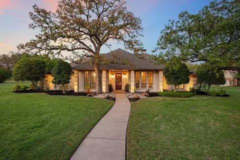 1373 Woodbrook Ln, Southlake, TX 76092
