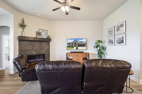 Living - 1601 Moss Trail Ct, Argyle, TX 76226 photo 1 of 1