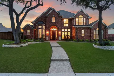 1208 Saddlebrook Dr, Mckinney, TX 75072
