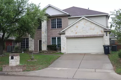 6869 Danieldale Dr, Fort Worth, TX 76137