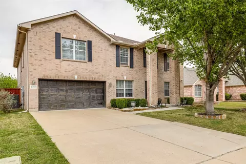 2303 Primrose Trl, Mansfield, TX 76063