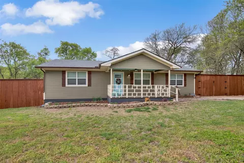 222 Maple Dr, Pottsboro, TX 75076