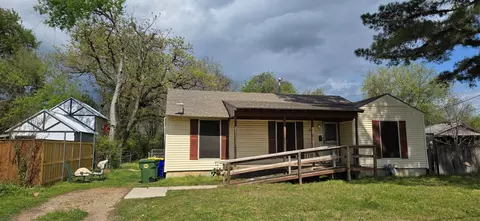 905 Howard St, Seagoville, TX 75159