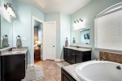 Entry Way - 1525 7th St, Argyle, TX 76226 photo 4 of 6