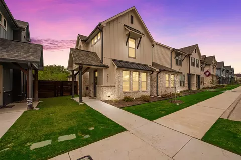 9525 Thorncrown Ln, Fort Worth, TX 76179