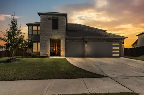 1613 Thunderbird Dr, Haslet, TX 76052