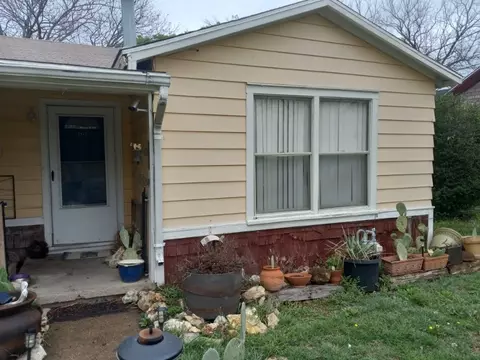 3425 Pewitt Dr, Waco, TX 76706