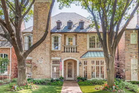 7979 Caruth Ct, Dallas, TX 75225