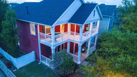 1301 Live Oak Ln, Savannah, TX 76227