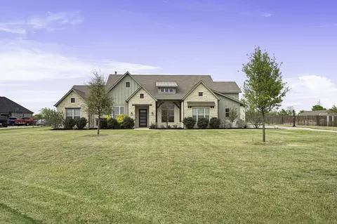 9700 Puma Trl, Godley, TX 76044