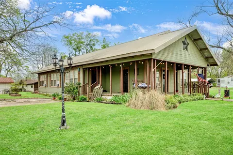565 Monroe St, Deport, TX 75435 photo 14