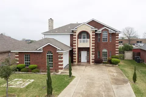 3120 Cantura Dr, Mesquite, TX 75181