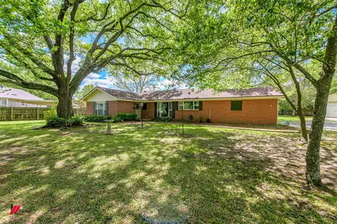 9950 Ellerbe Rd, Shreveport, LA 71106