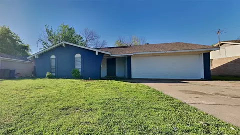 814 Milky Way, Garland, TX 75040