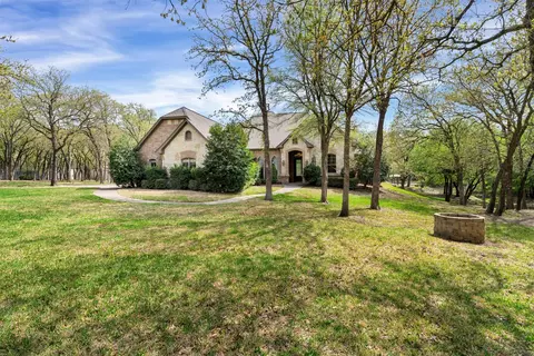 688 Boling Ranch Rd, Azle, TX 76020