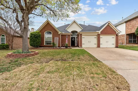 6416 High Brook Dr, Fort Worth, TX 76132