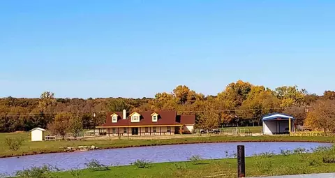 884 County Road 3555, Paradise, TX 76073