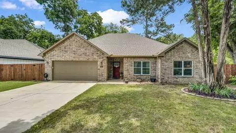 113 Myers Ave, Cleburne, TX 76033