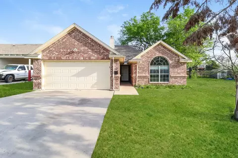 1209 Stella St, Fort Worth, TX 76104