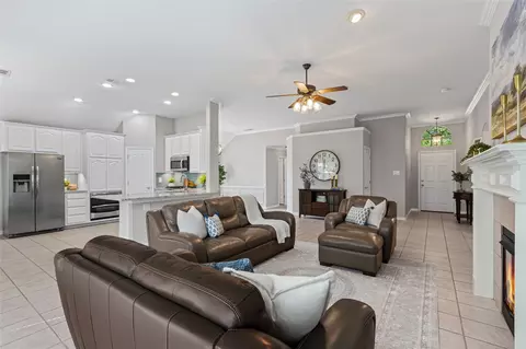 2302 Benwick Dr, Corinth, TX 76210
