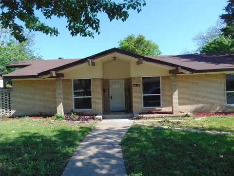 2117 Reynoldston Ln, Dallas, TX 75232